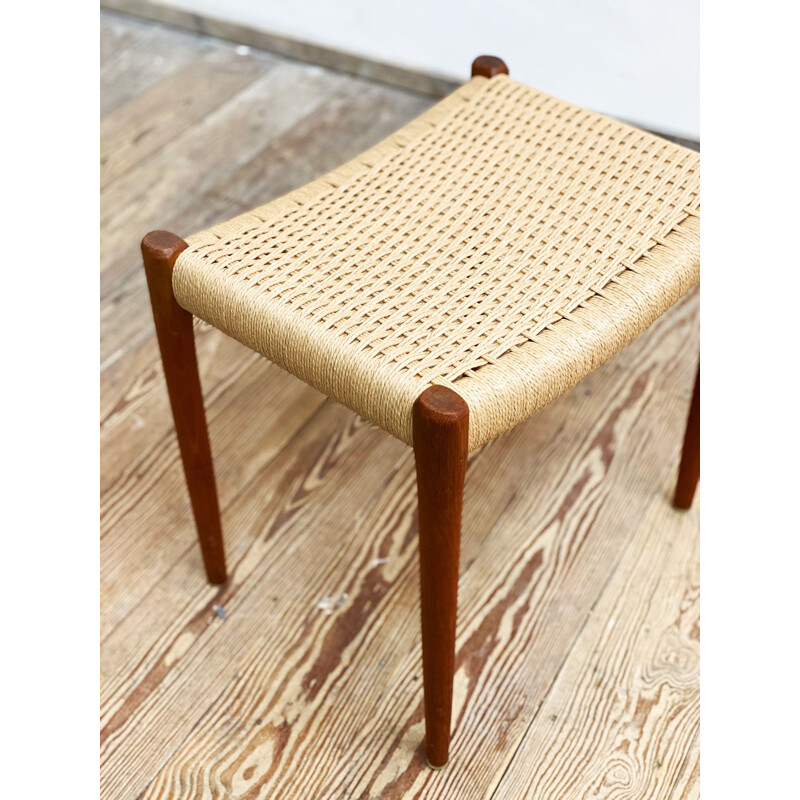 Tabouret vintage en teck modèle 80A par Niels Otto Moller pour J.L. Mollers, Danois 1960