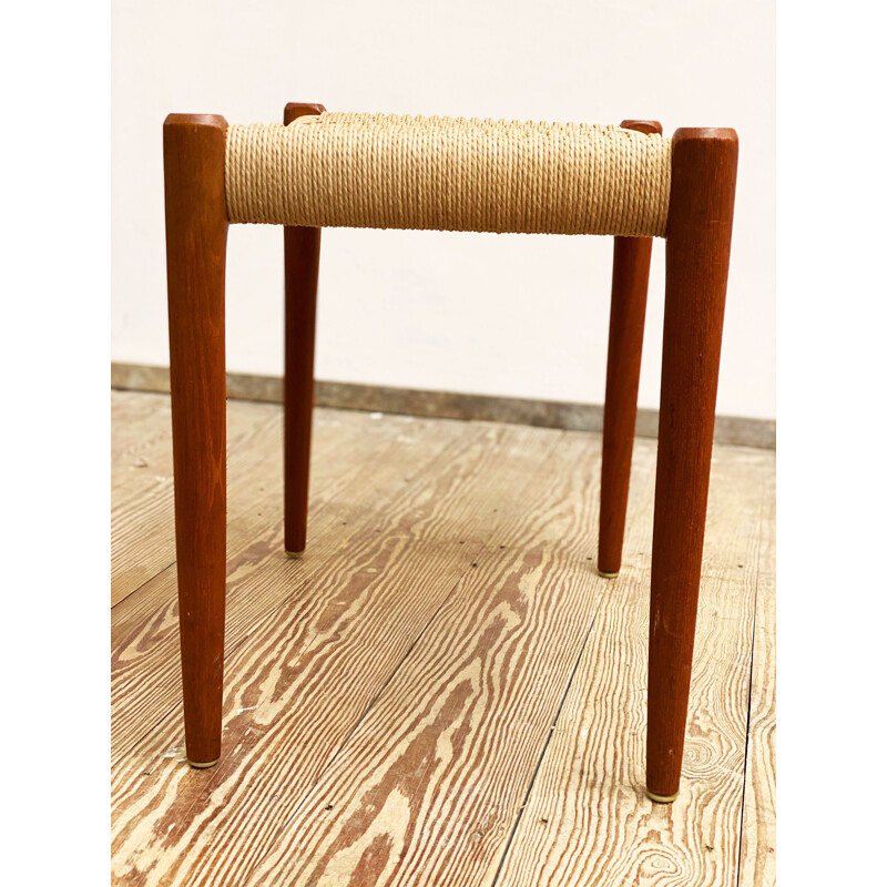 Tabouret vintage en teck modèle 80A par Niels Otto Moller pour J.L. Mollers, Danois 1960