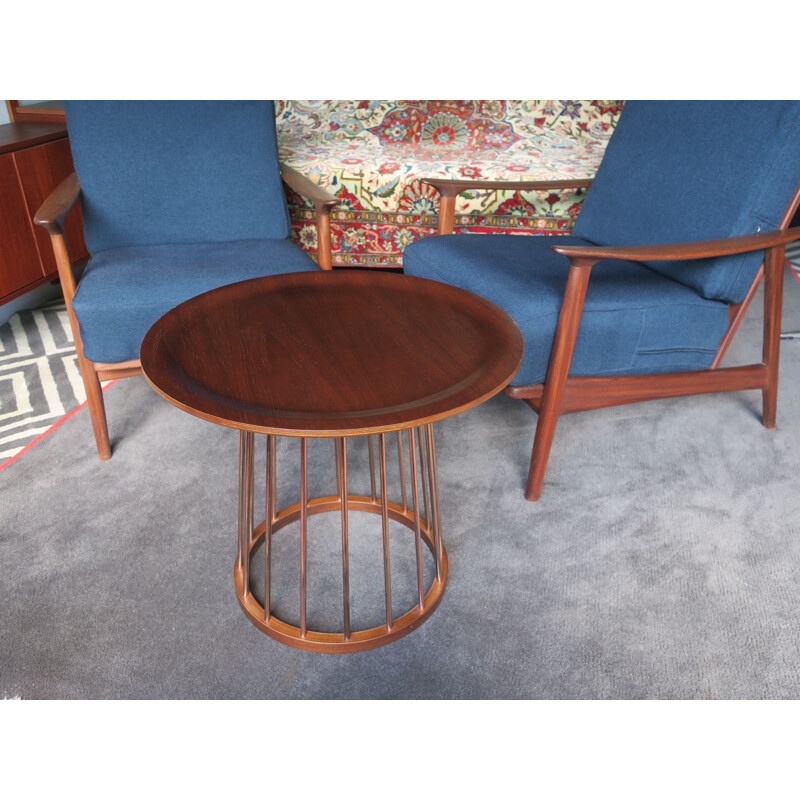 Table basse vintage circulaire en teck et cuivre