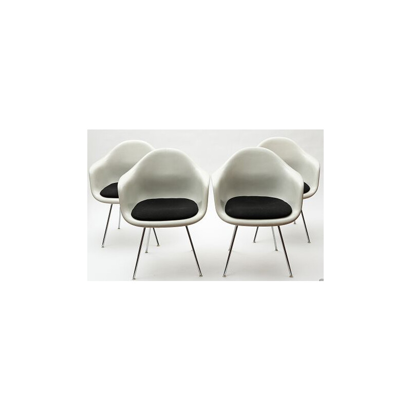 Set of 4 vintage "Dax" chairs by Charles and Ray Eames 1950s