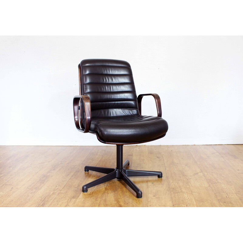 Fauteuil vintage de de conférence Stoll Giroflex en cuir et bois 1960