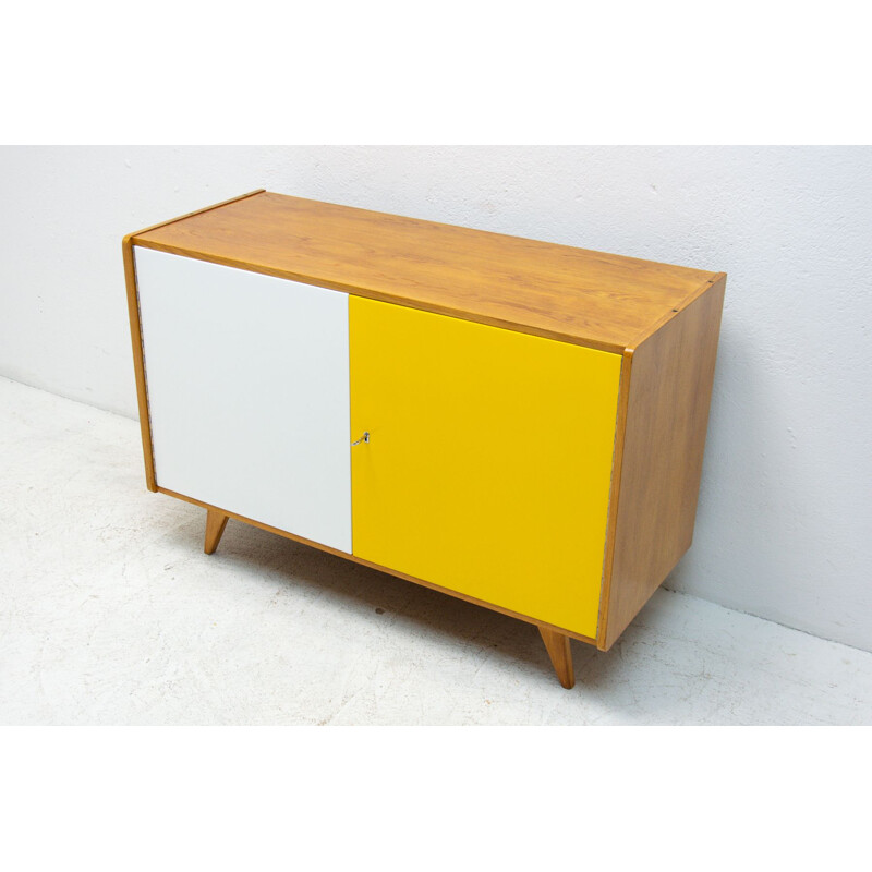 Vintage sideboard U-450 by Jiří Jiroutek, Czechoslovakia 1960s