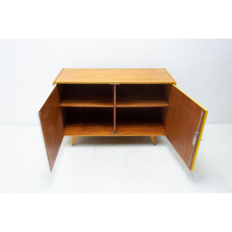 Vintage sideboard U-450 by Jiří Jiroutek, Czechoslovakia 1960s