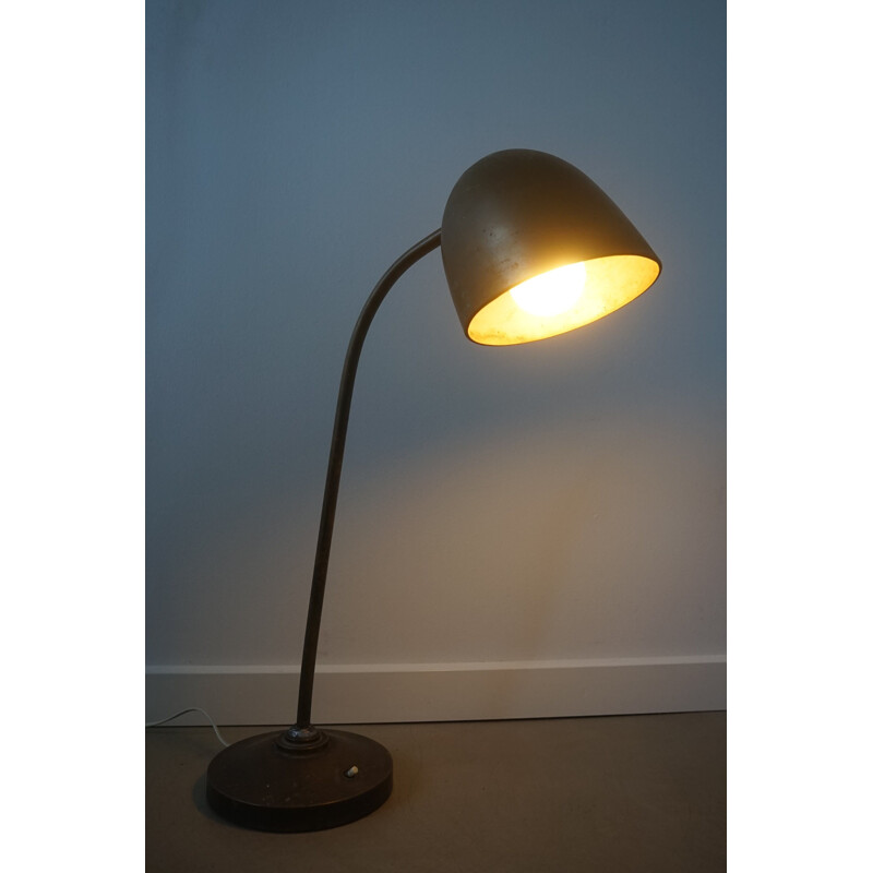 Lampe de table vintage par Vilhelm Lauritzen pour Fog & Morup, Danois 1940