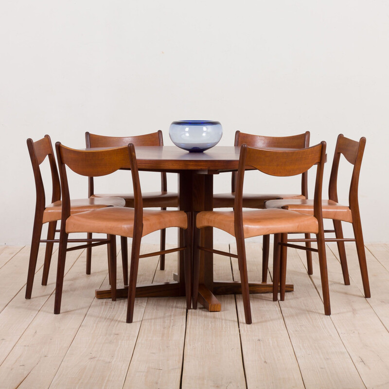 Large vintage round extension dining table by John Mortensen for Heltborg Rosewood, Denmark 1960s