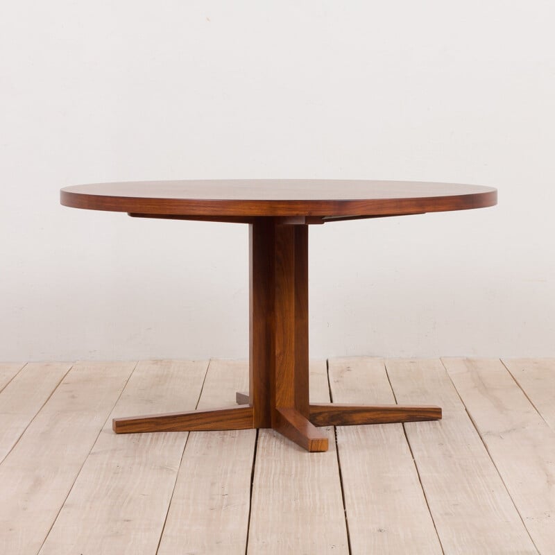 Large vintage round extension dining table by John Mortensen for Heltborg Rosewood, Denmark 1960s