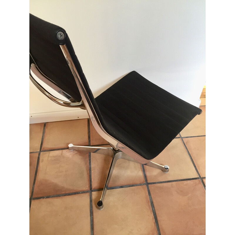 Vintage Lounge Chair Ea116 and Ottoman Ea125 Charles and Ray Eames for Herman Miller