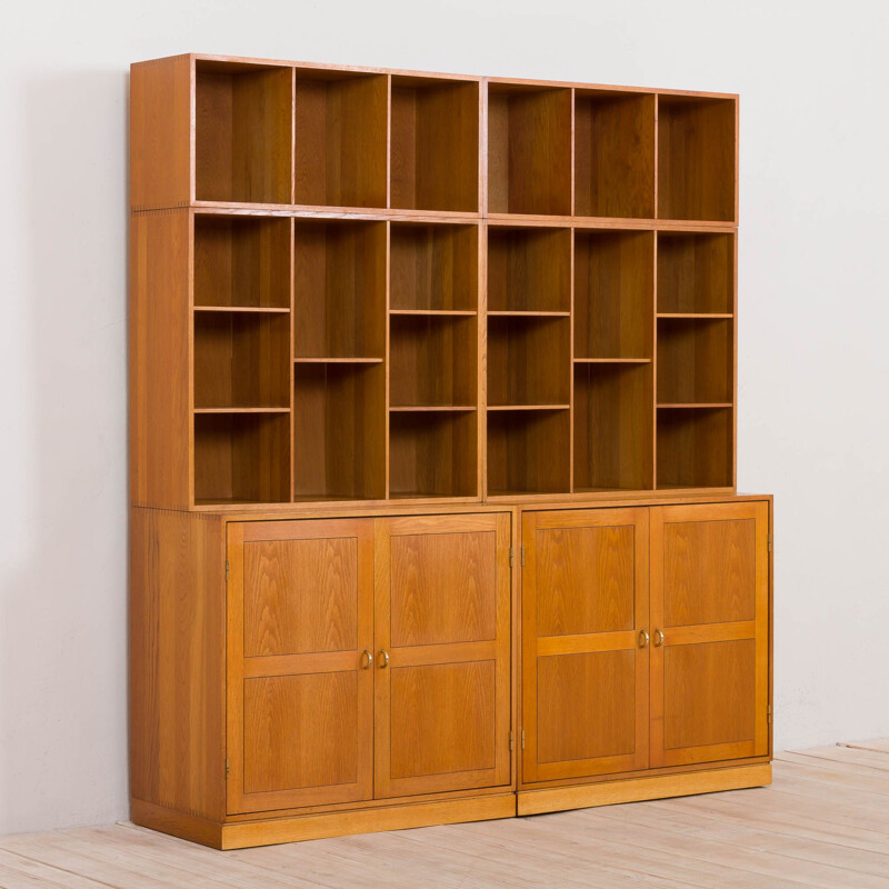 Vintage modular oak wall unit by Christian Hvidt for Soborg Mobelfabrik 1970s