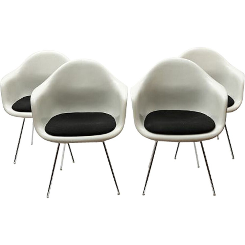 Lot de 4 chaises vintage "Dax" de Charles et Ray Eames 1950