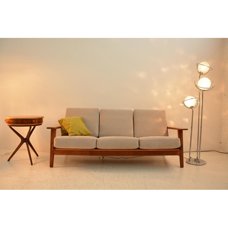 Vintage sofa by Hans Wegner for Getama, Denmark 1950s