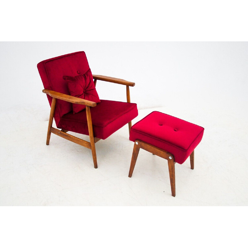 Vintage beech Armchair with footrest, Poland 1960s