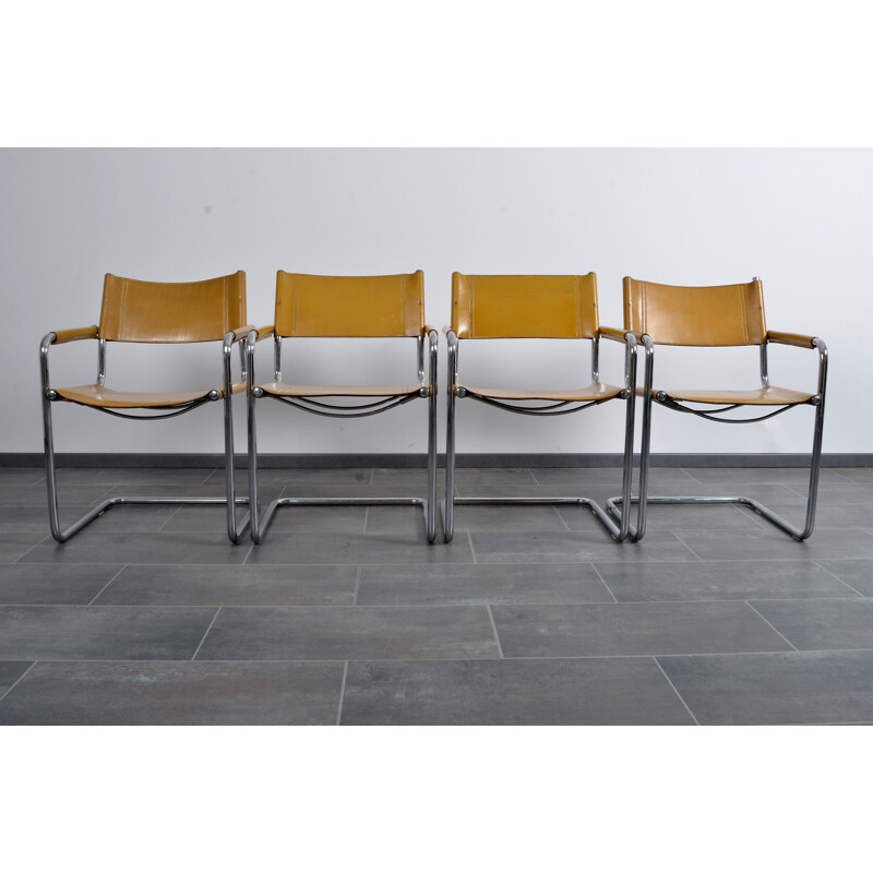 Set of 4 vintage Tubular Frame & Saddle Leather Dining Chair From Linea Veam 1980s