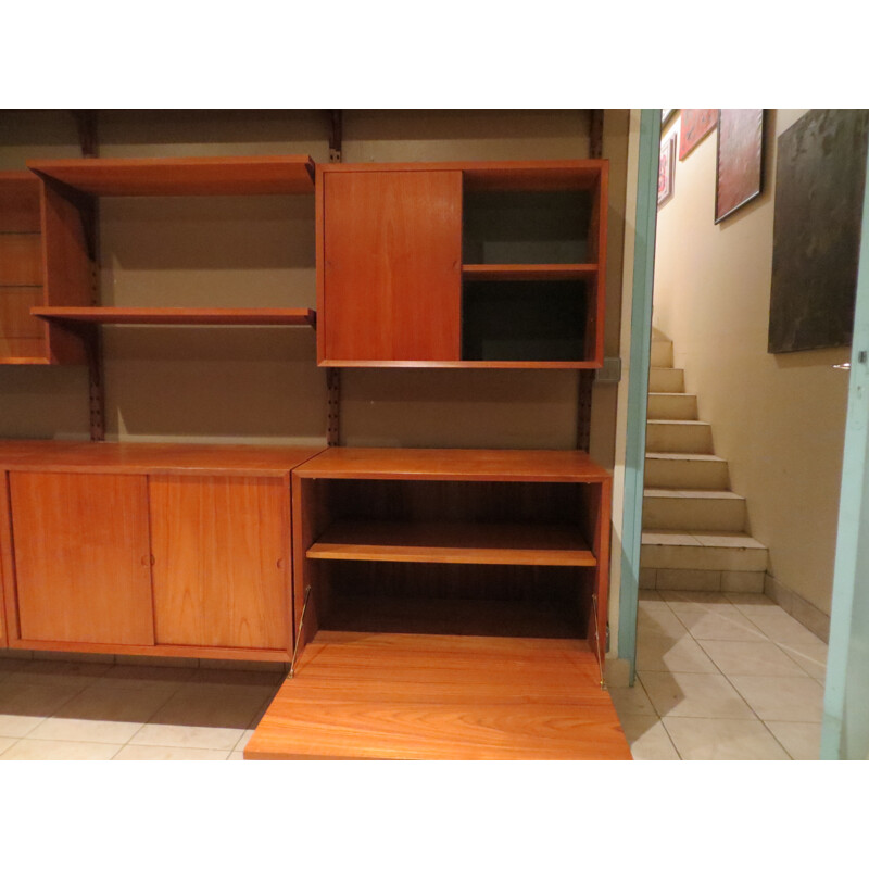 Royal shelving system in teak, Poul CADOVIUS - 1960s