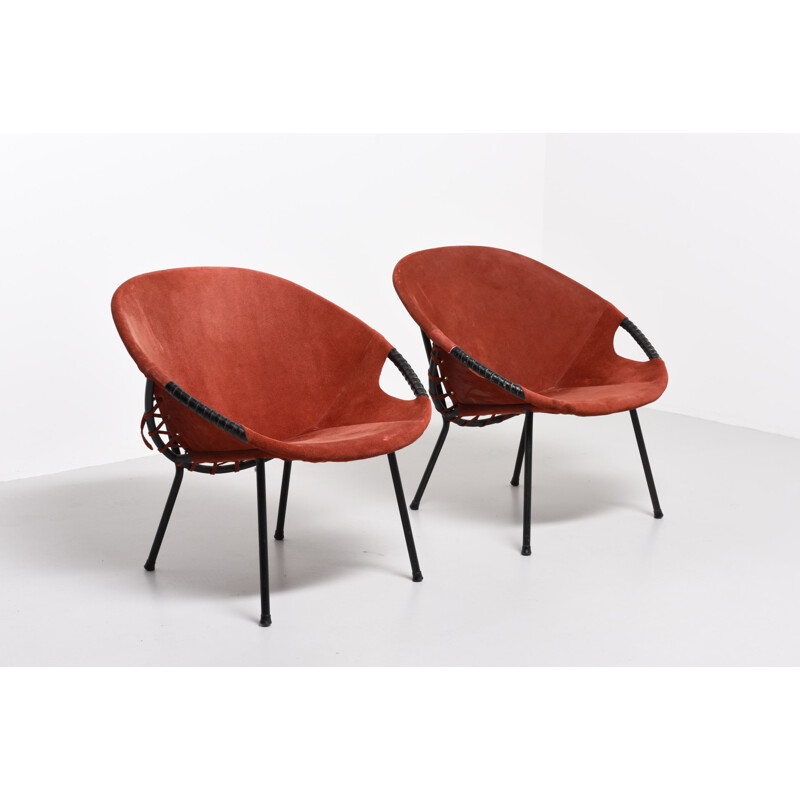Paire de fauteuils en cuir rouge - 1950