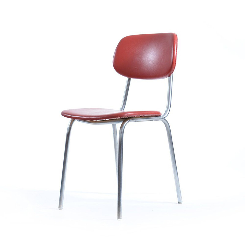 Silla vintage de cuero artificial rojo con construcción cromada de Kovona, Checoslovaquia 1960