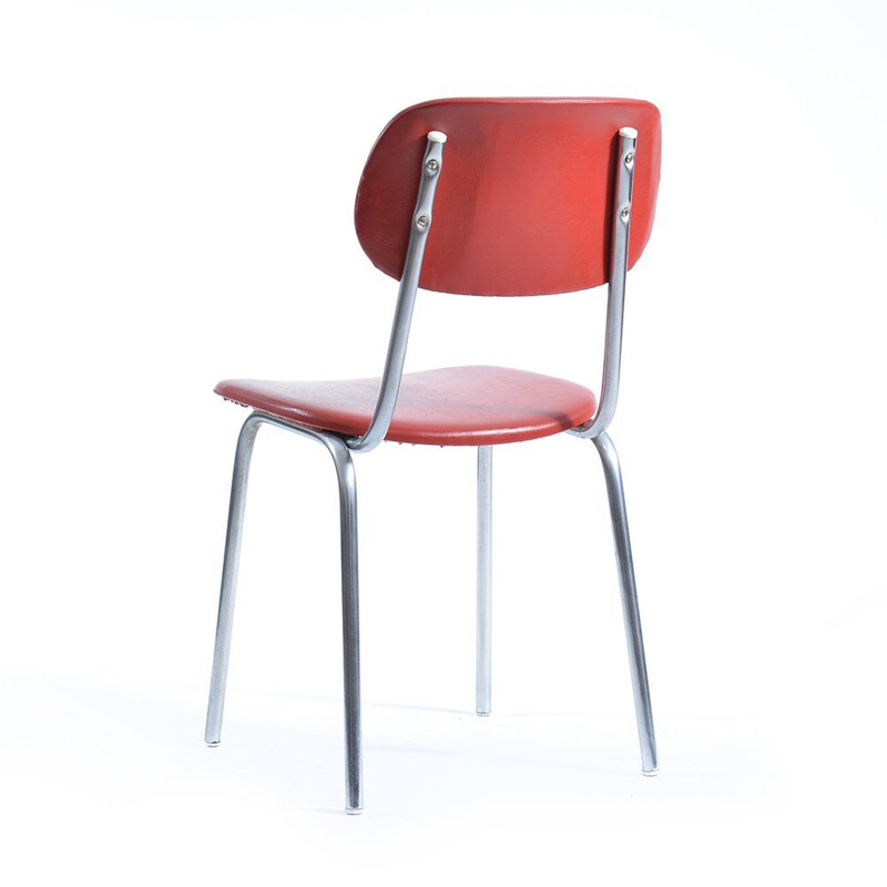 Silla vintage de cuero artificial rojo con construcción cromada de Kovona, Checoslovaquia 1960