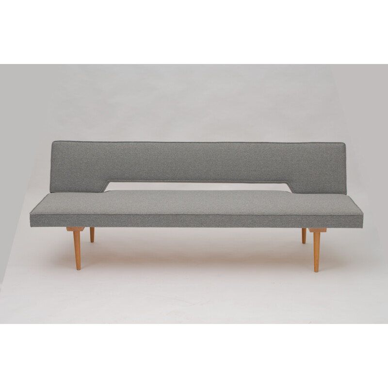 Daybed in oakwood and grey fabric, Miroslav NAVRATIL - 1960s