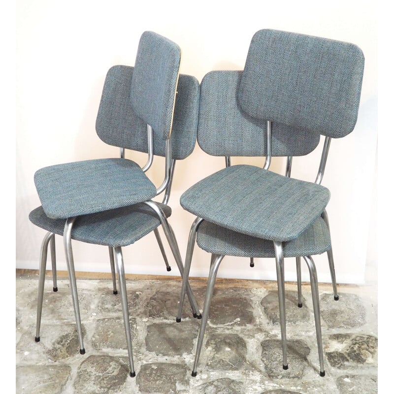 Set van 4 vintage opnieuw beklede stoelen