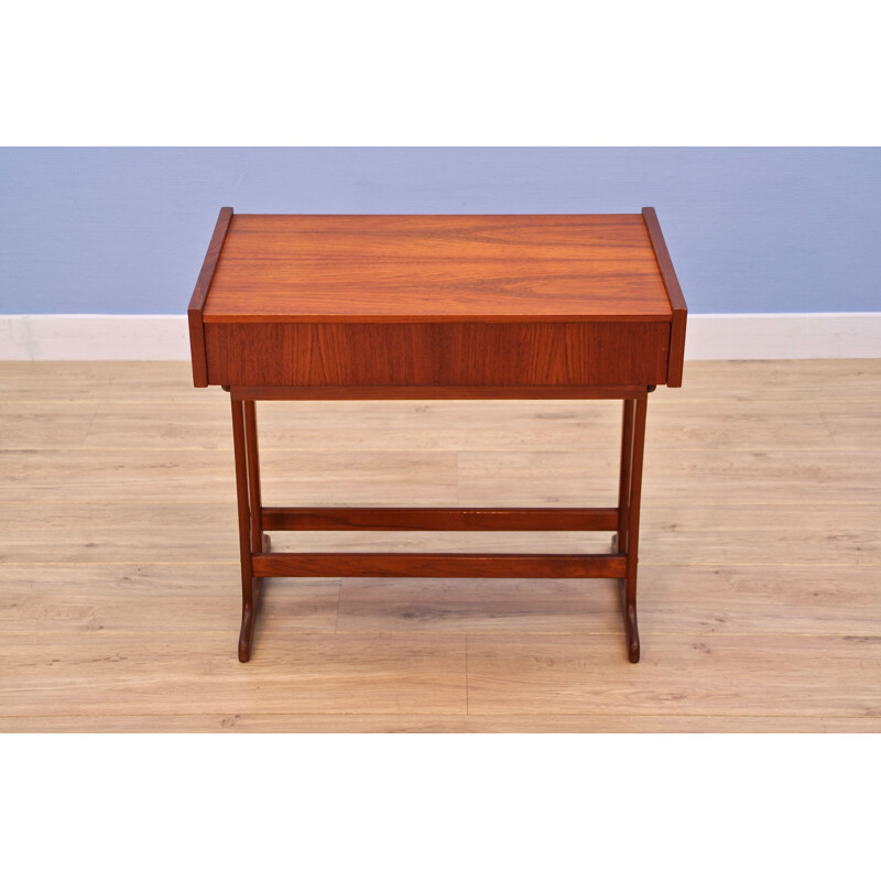 Vintage sewing table  side table in teak, Danish 1960s