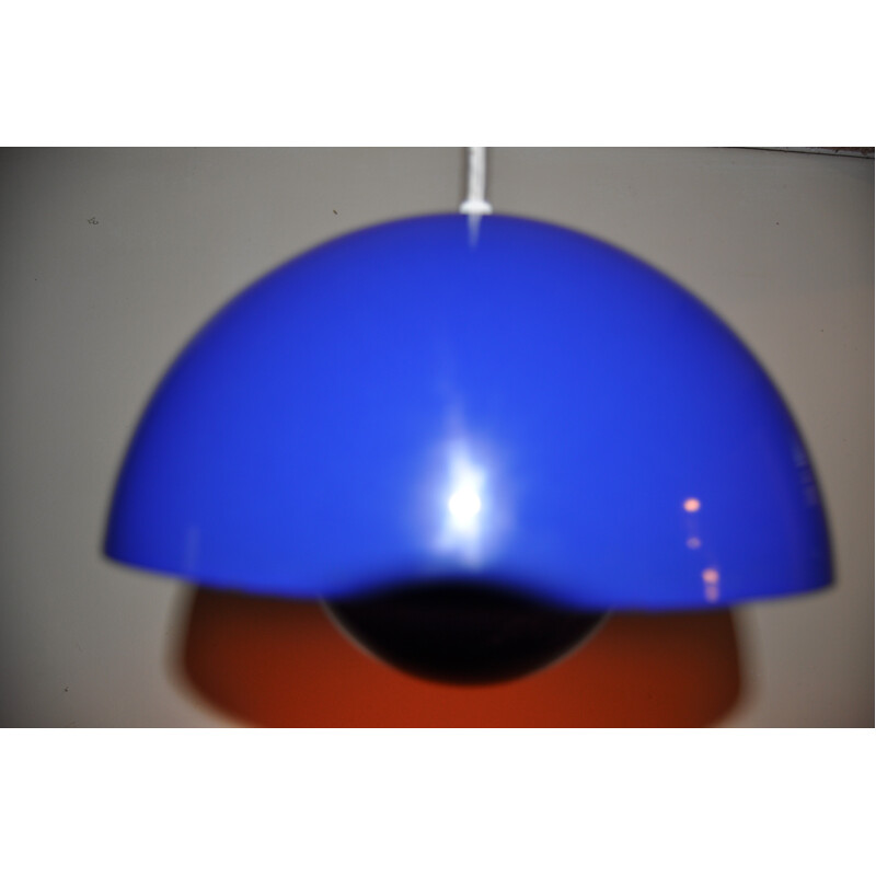 "Flowerpot" blue hanging lamp, Verner PANTON - 1969