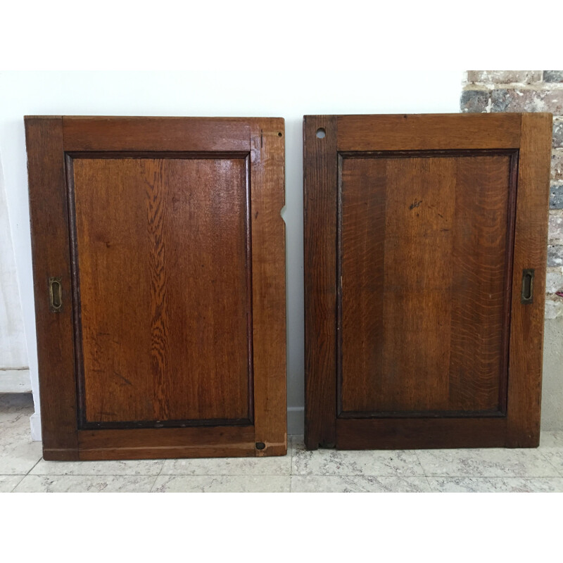 Pair of vintage sliding oak doors 