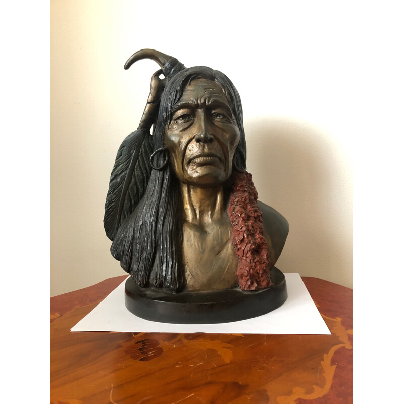 Talla vintage de un rostro nativo americano
