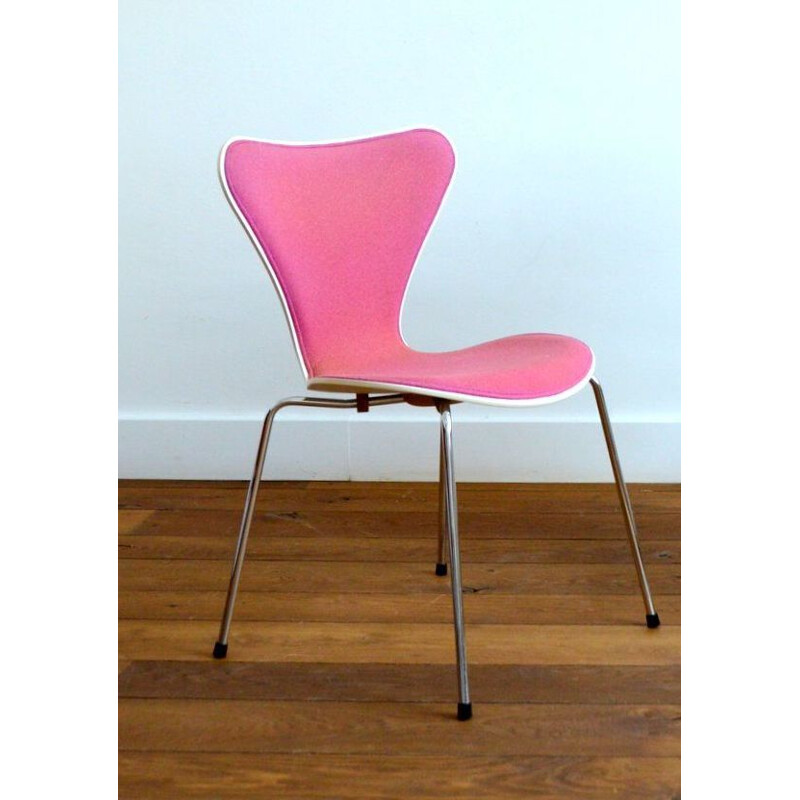 Vintage chair Arne Jacobsen for Fritz Hansen 1991