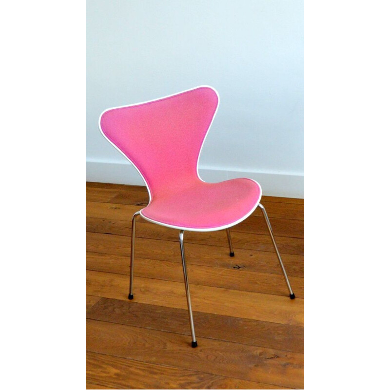 Vintage chair Arne Jacobsen for Fritz Hansen 1991