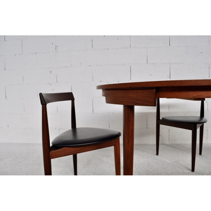 Ensemble de table et 4 chaises Frem en teck et simili cuir, Hans OLSEN - 1950