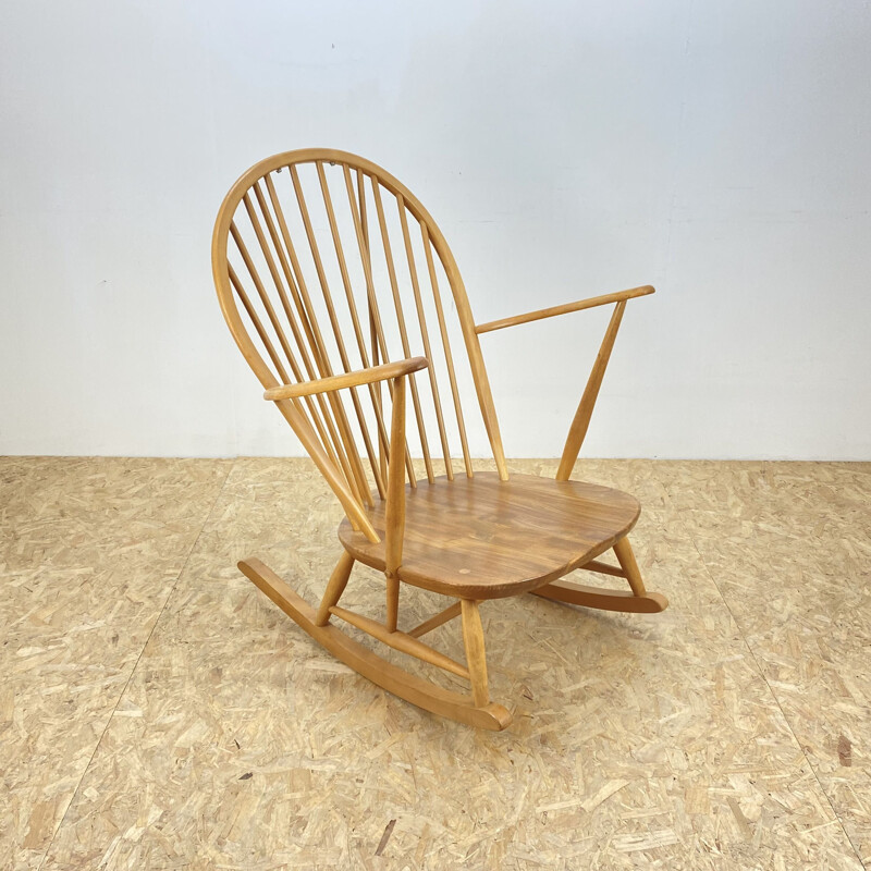 Vintage Rocking Chair Ercol 315 en hêtre et orme 1960