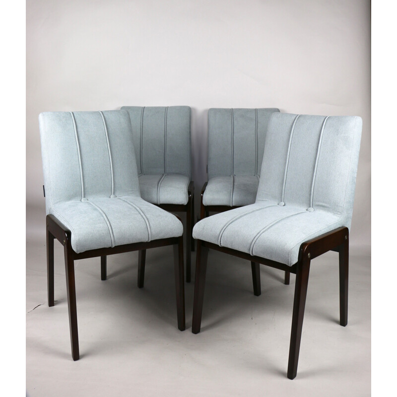 Set van 4 vintage aga stoelen van Józef Chierowski 1970
