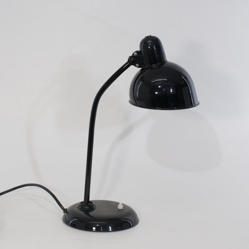 Lampe de bureau vintage en acier noir modèle 6556 "Christian Dell" du Bauhaus de Weimar, 1930