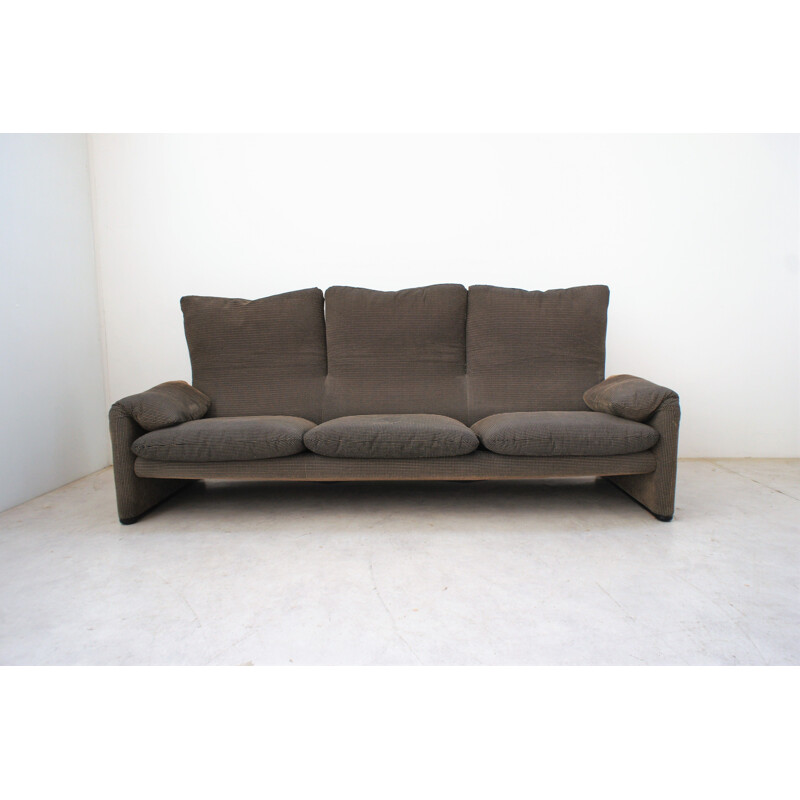 Vintage Maralunga sofa by Vico Magistretti for Cassina 1980s