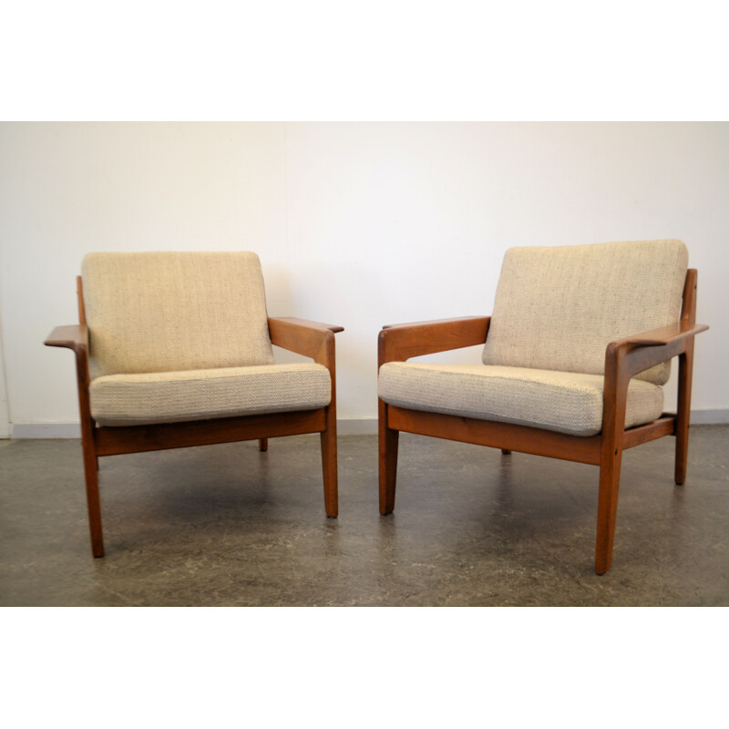 Paire de fauteuils Komfort en teck et tissu beige, Arne Wahl IVERSEN - 1960 