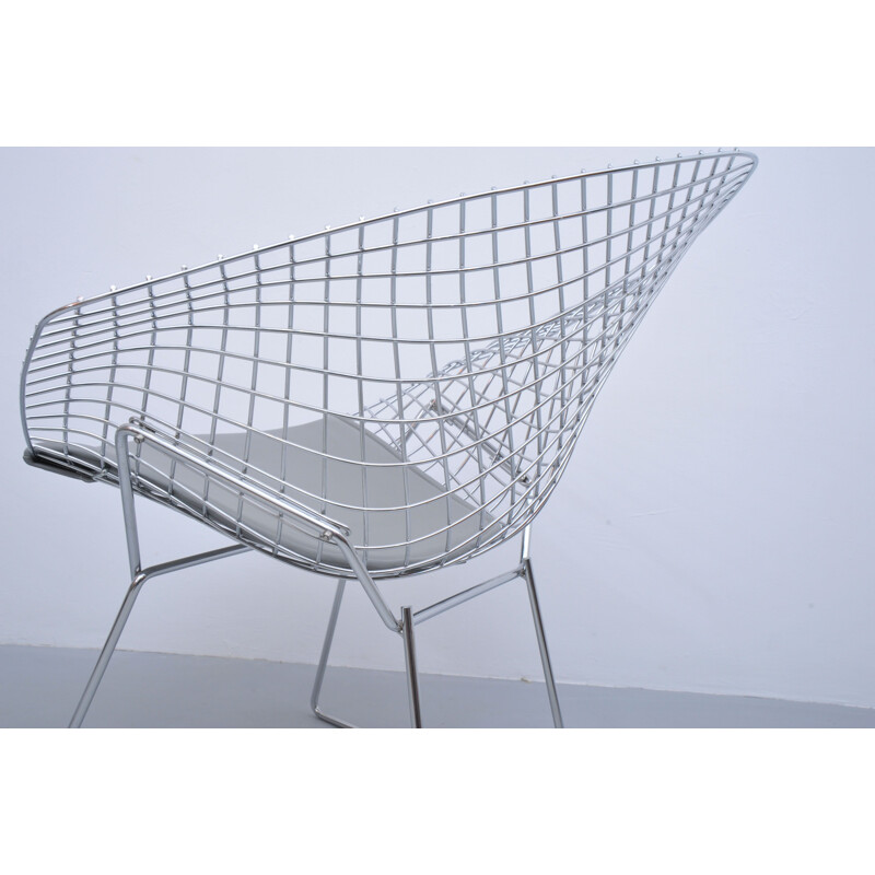 Vintage Diamond chair from Harry Bertoia for Knoll International