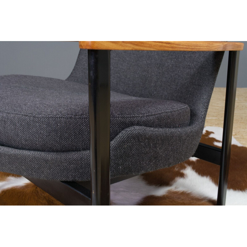 Vintage Ib chair in grey wool metal frame and beech armrests by Kofod Larsen 1972s