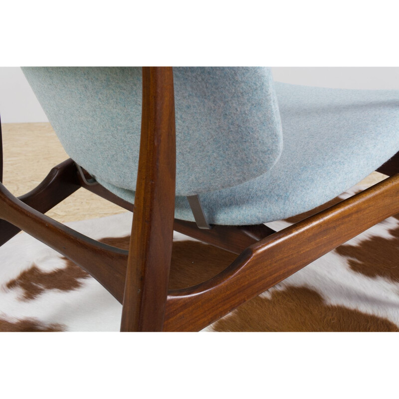 Fauteuil lounge vintage en teck laine bleue par Aksel Bender Madsen pour Bovenkamp 1950
