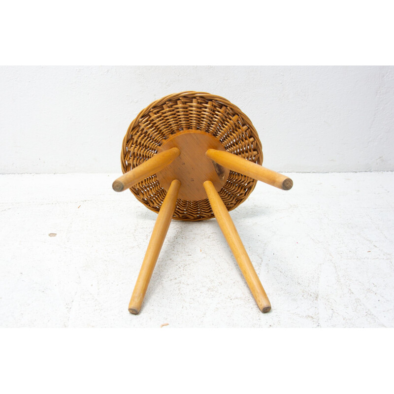 Tabouret vintage en rotin de Jan Kalous pour ÚLUV, Tchécoslovaquie 1960