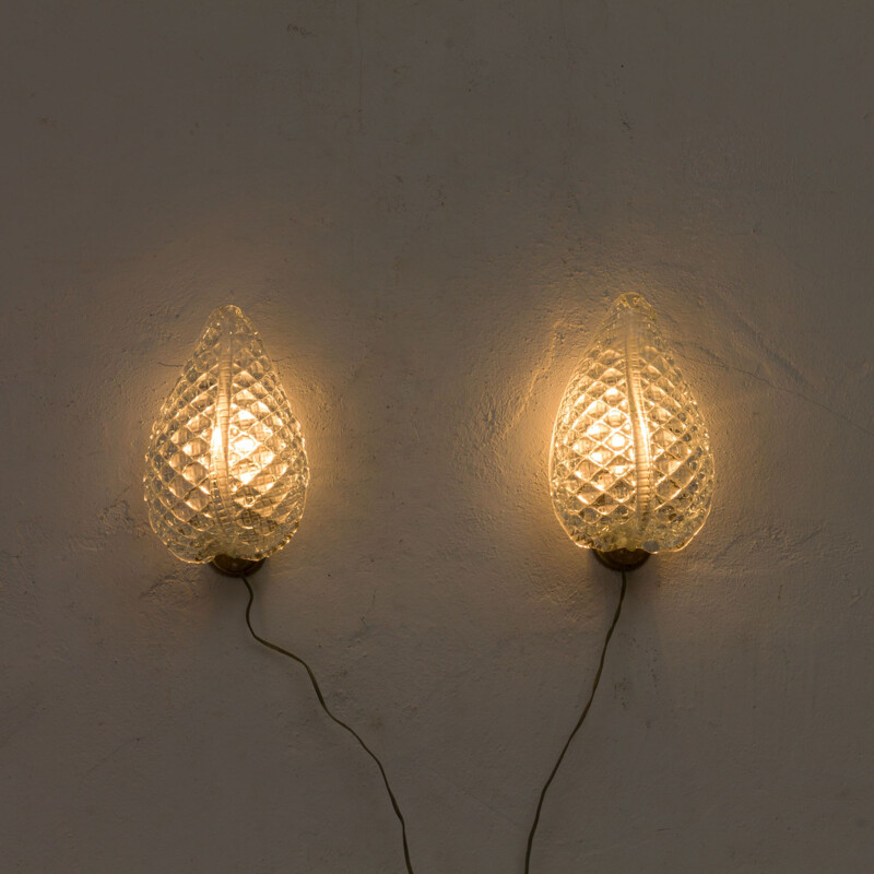 Vintage wall lamps with Murano glass shades leaf by Barovier & Tosso, Italy 1950s