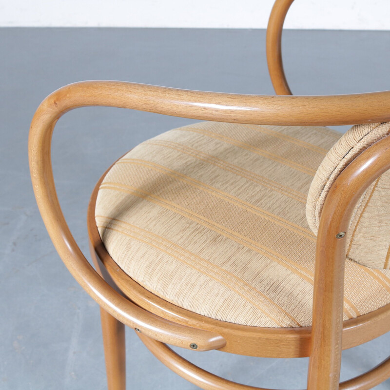 Set of 4 vintage bentwooden dining chairs by Thonet, France 1960s