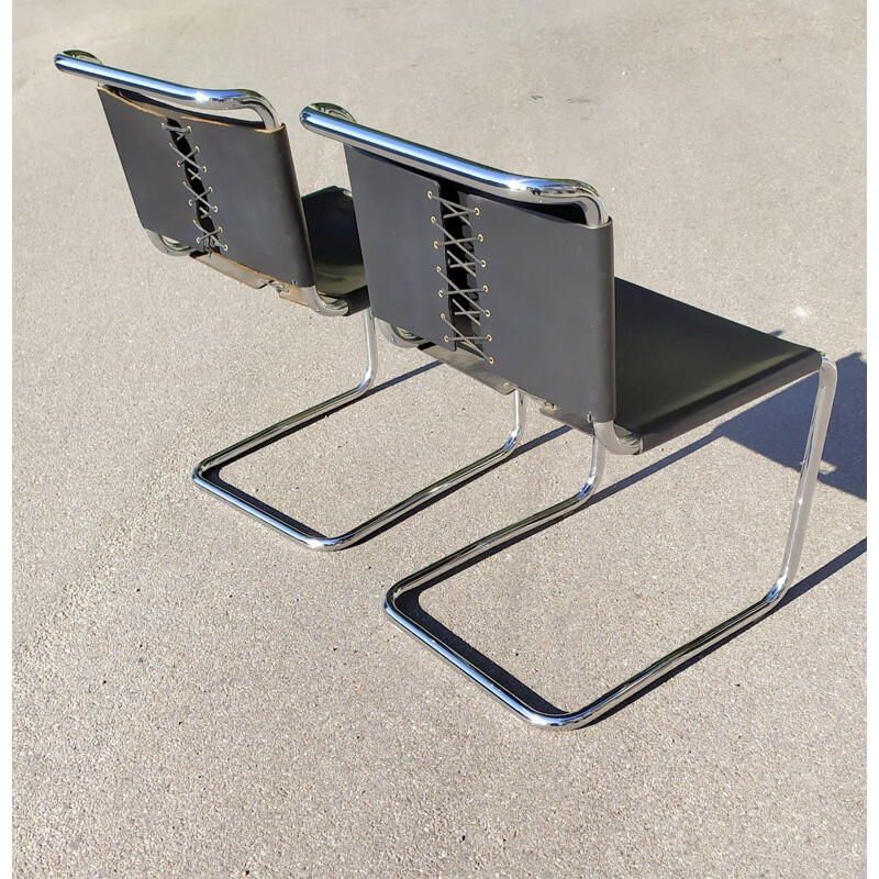 Paire de chaises vintage Bauhaus Spoleto en cuir de Knoll Inc Knoll International 1970