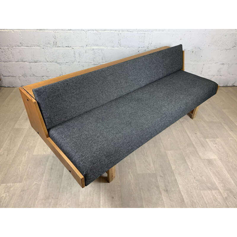 Vintage oak sofa bed model GE-258 by Hans J. Wegner for Getama, Scandinavian 1960s