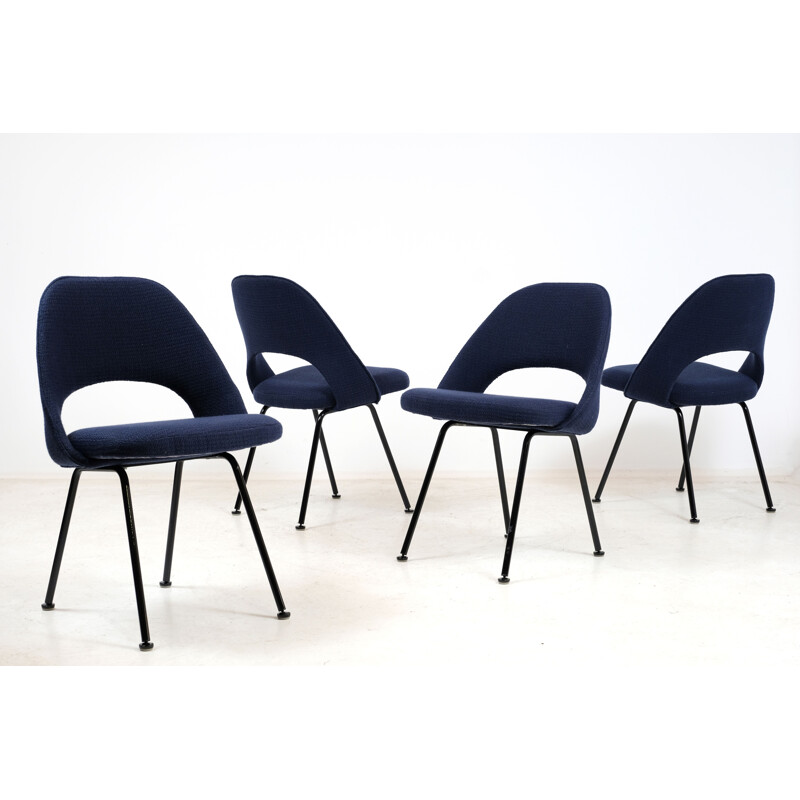 Set of 4 vintage "conference" chairs by Eero Saarinen knoll international 1960s