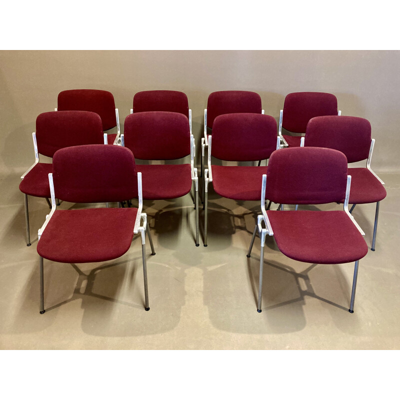 Set of 10 vintage stacking chairs by Giancarlo Piretti for Castelli