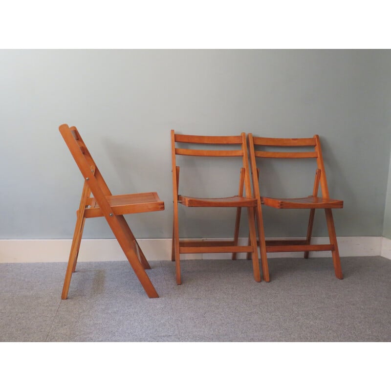 Set of 3 vintage wooden folding chairs 1970