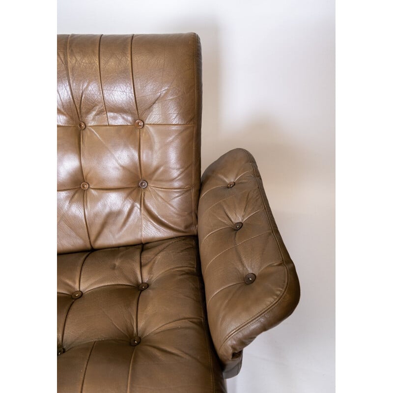 Vintage Three seater sofa upholstered with light brown leather and metal frame, Danish 1970s