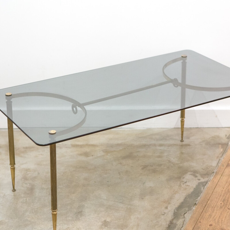 Coffee table in golden metal and smocked glass - 1950s