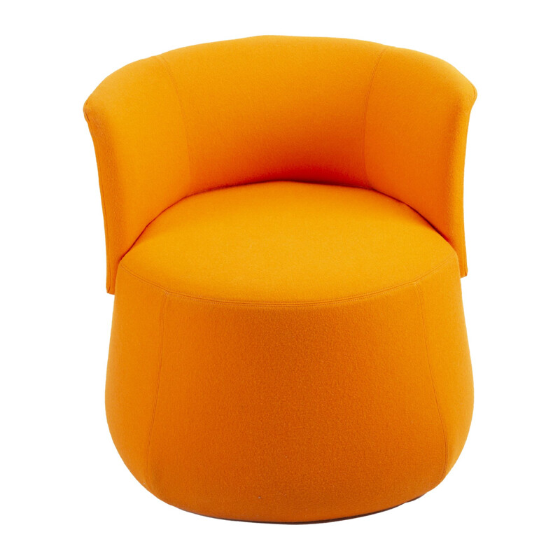 Großes orangefarbenes Vintage-Sofa von Patricia Urquiola für B