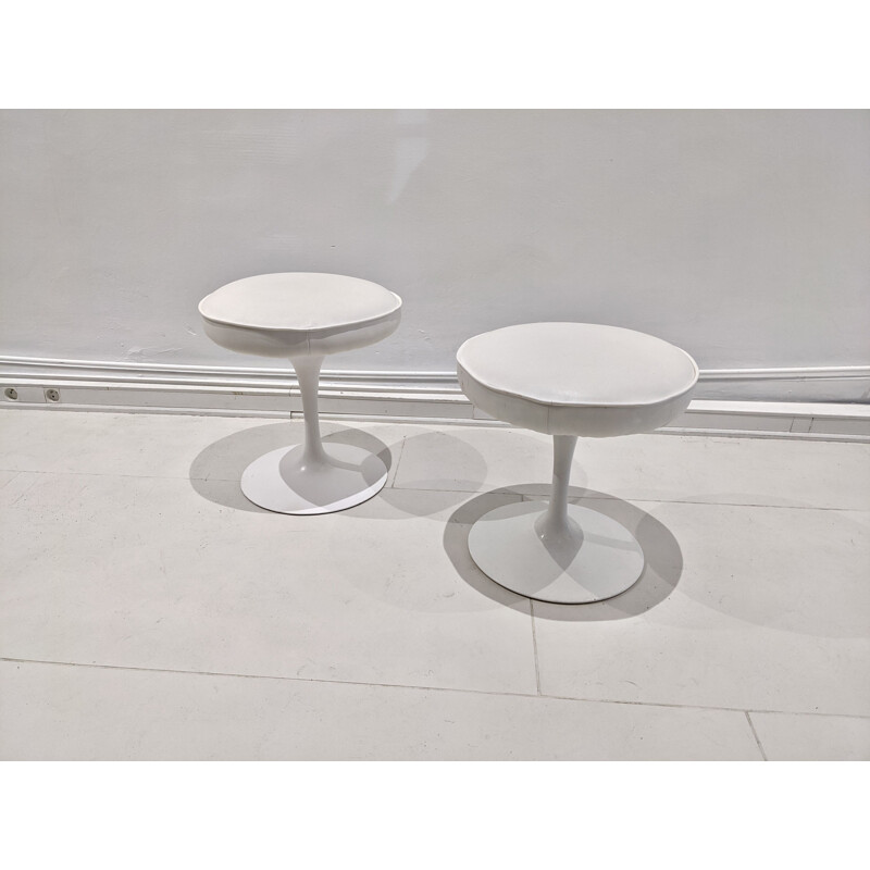 Pair of vintage tulip stools by Eero Saarinen for Knoll