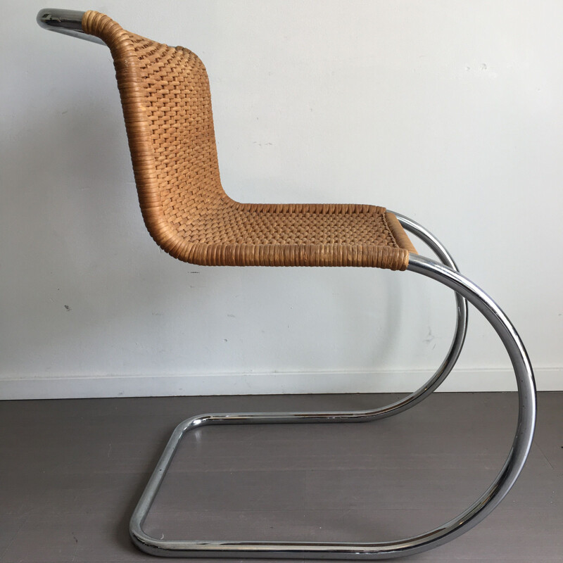 Chaise vintage MR10 en rotin par Mies van der Rohe 1970
